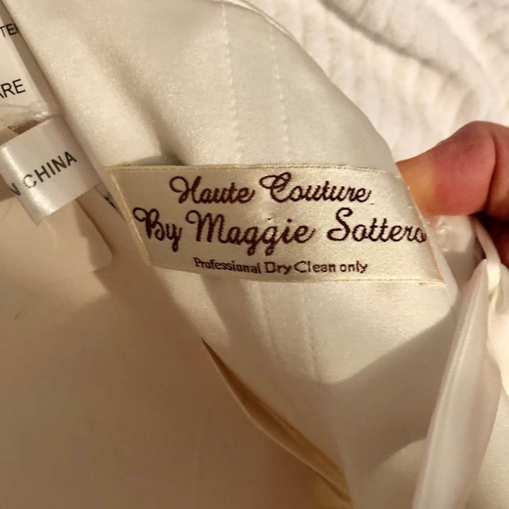 Maggie Sortero beautiful, satin, beaded, corseted wedding dress - Picture 16 of 16